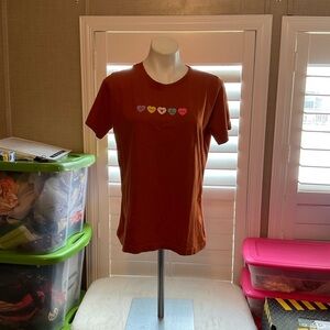 Women's Short Sleeve Tee with Heart Design - Brown